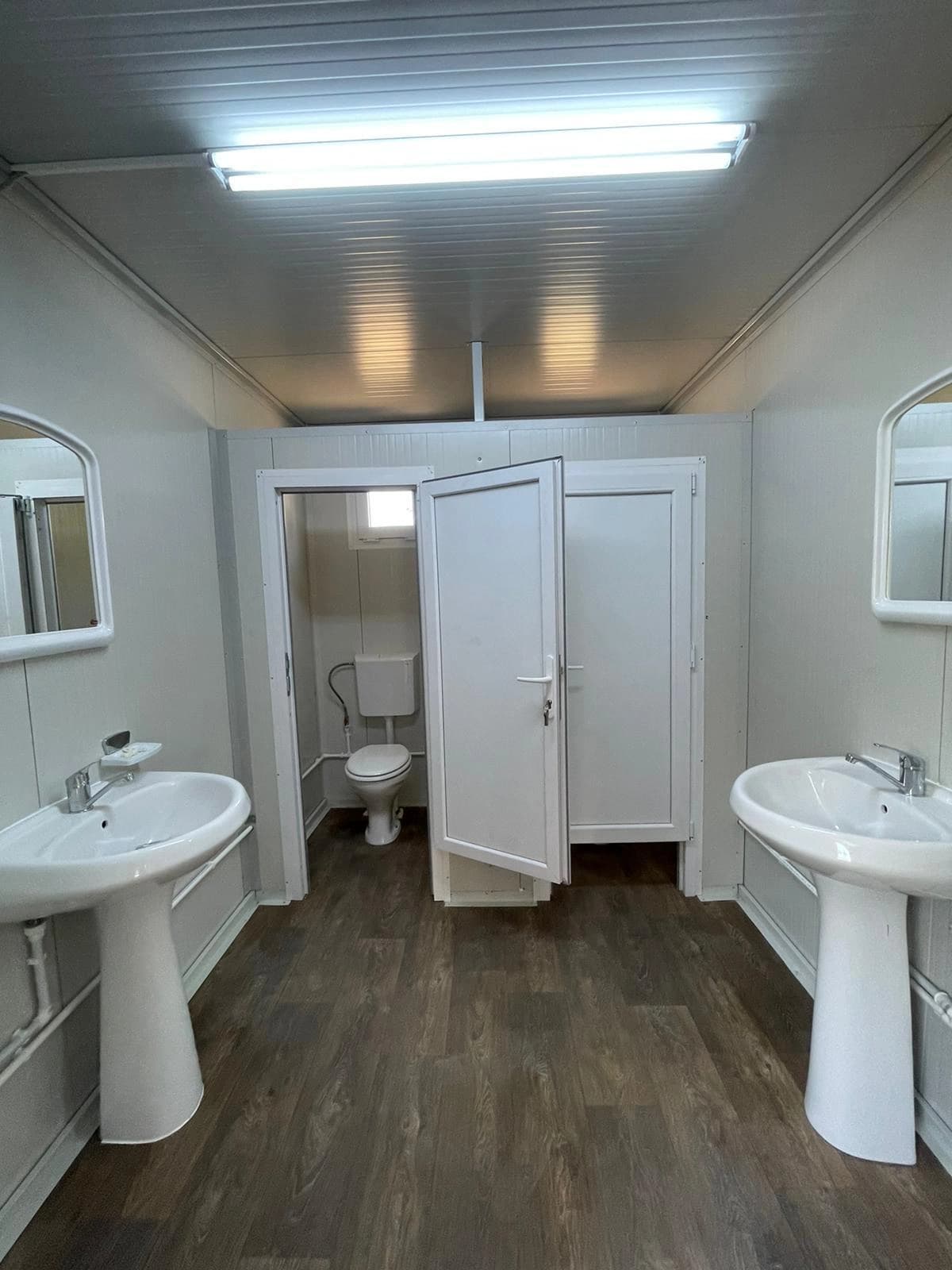 Containere restaurant / fast-food